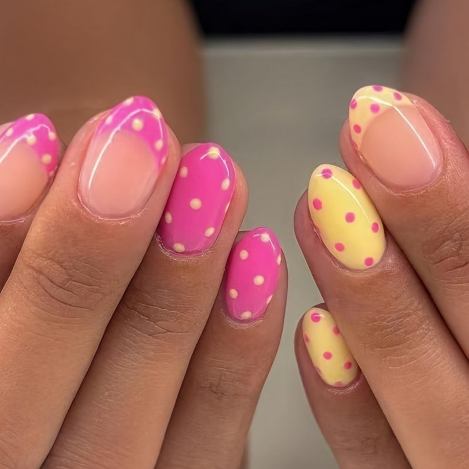 Floral Press-On Fake Nails Set for Elegant Manicure Styles