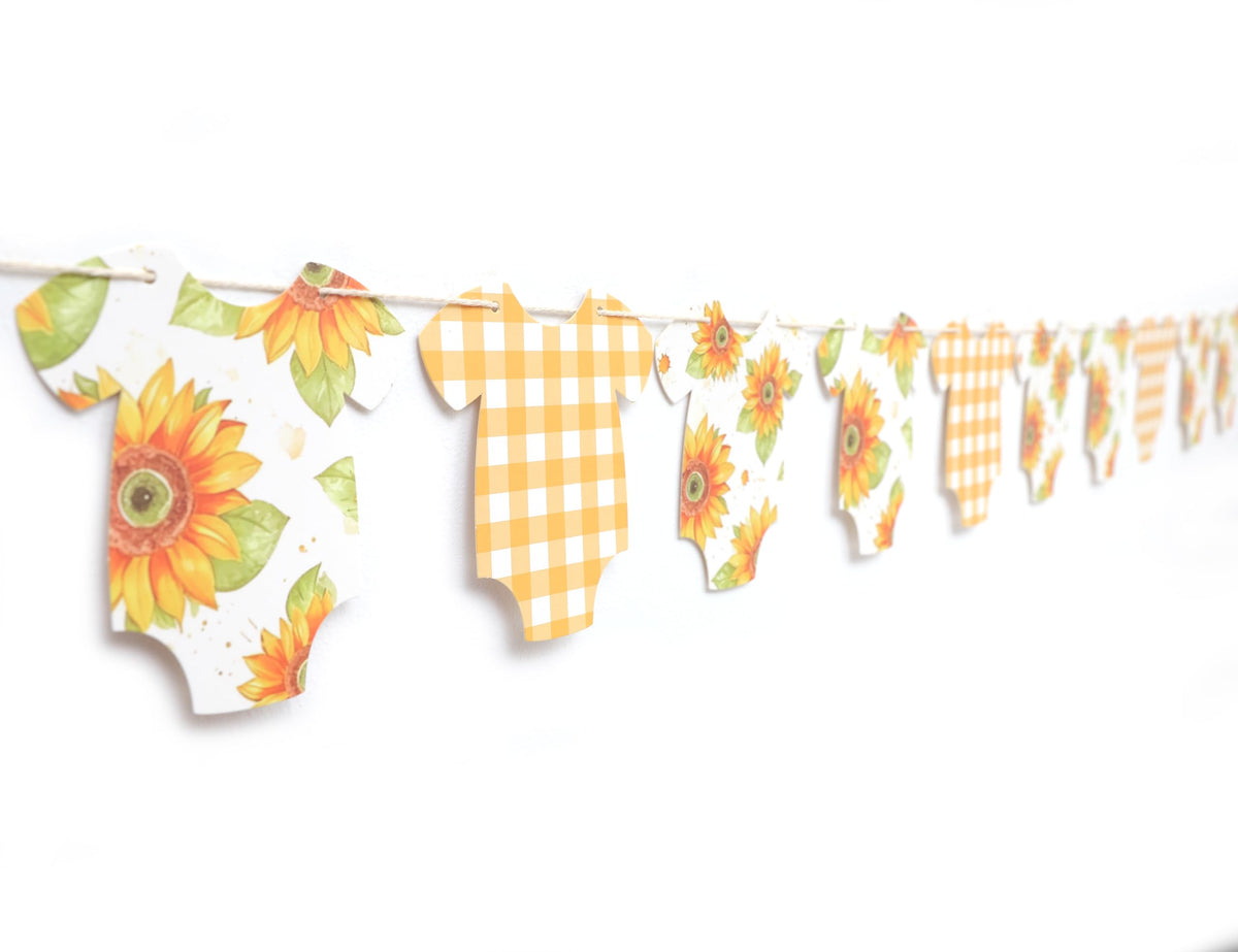 Golf-Themed Baby Shower Bodysuit Banner Decoration