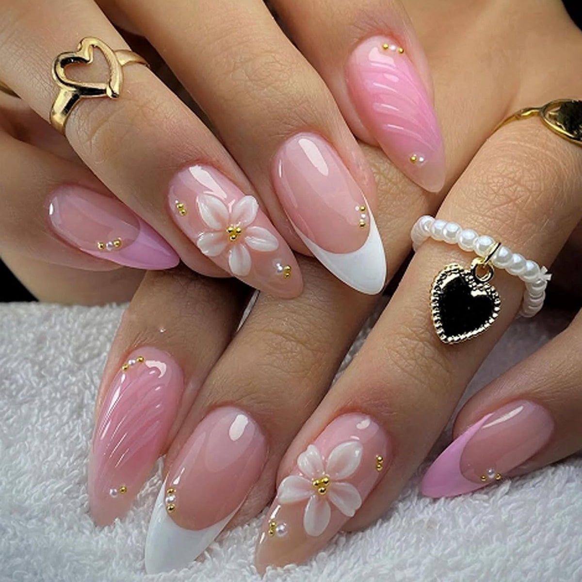 Floral Press-On Fake Nails Set for Elegant Manicure Styles